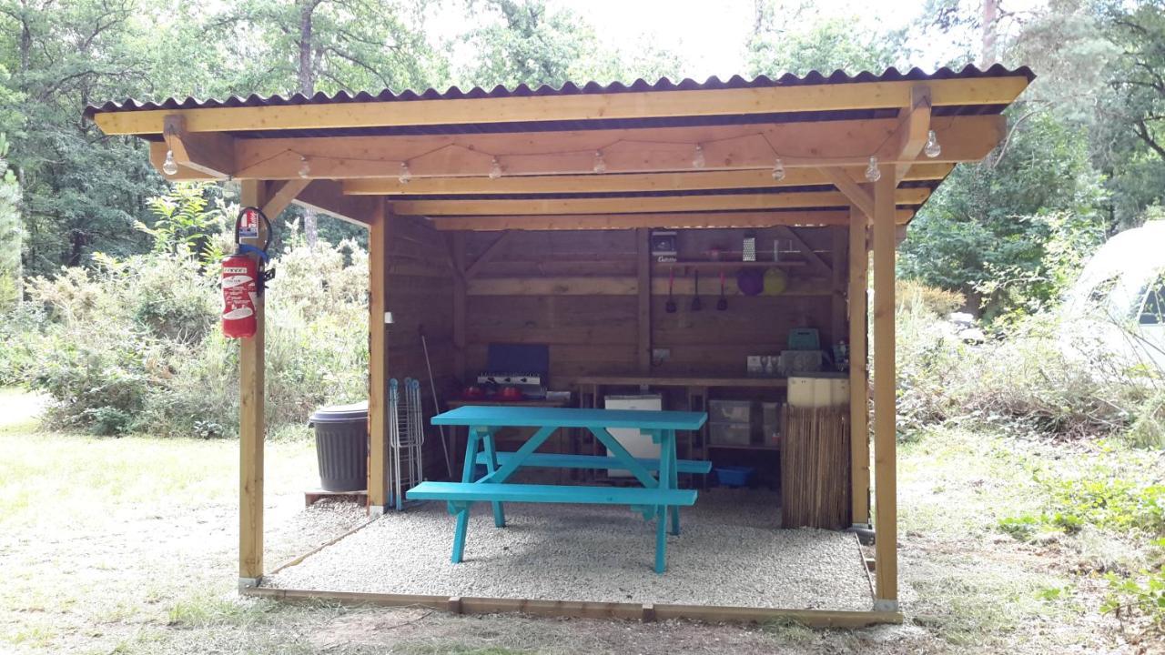 Camping Bois De St Hilaire Chalandray 외부 사진