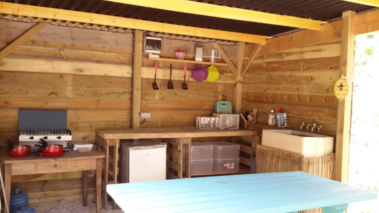 Camping Bois De St Hilaire Chalandray 외부 사진
