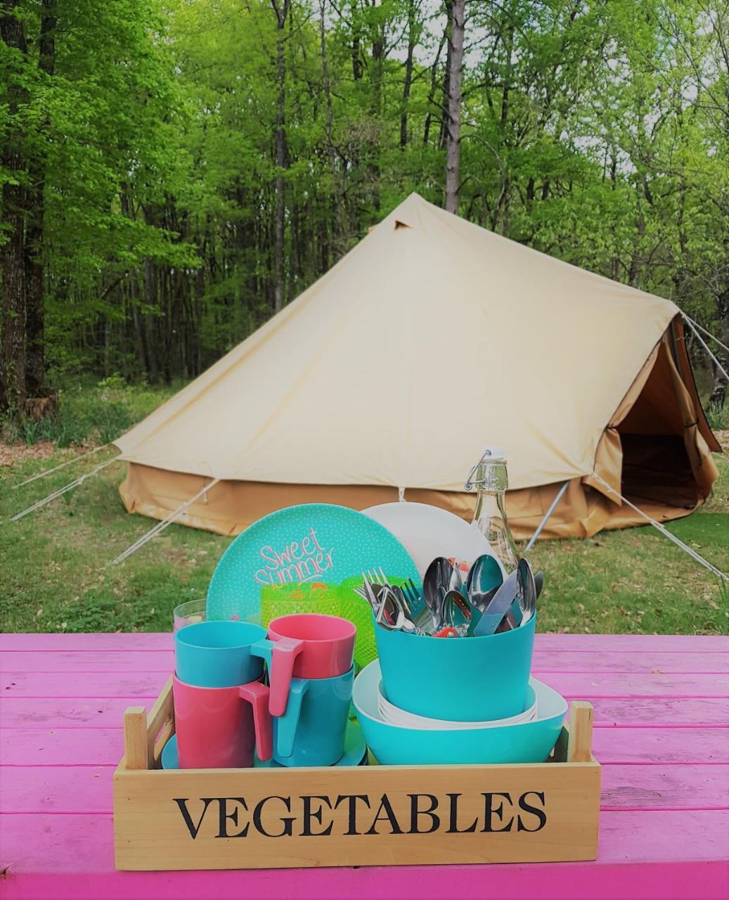 Camping Bois De St Hilaire Chalandray 외부 사진