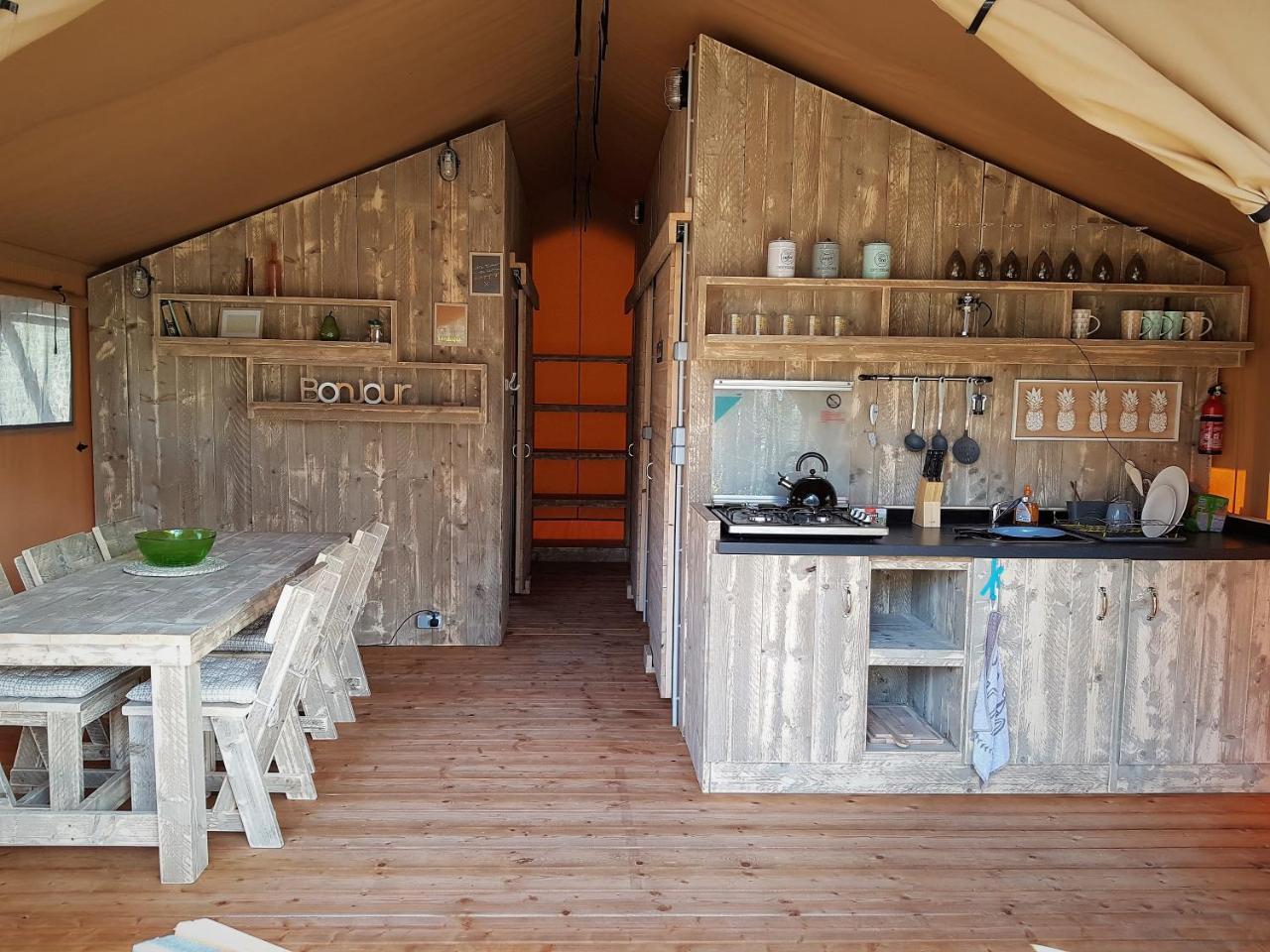Camping Bois De St Hilaire Chalandray 외부 사진