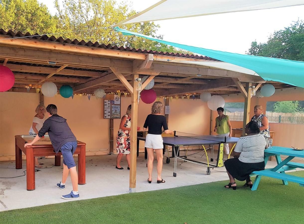 Camping Bois De St Hilaire Chalandray 외부 사진