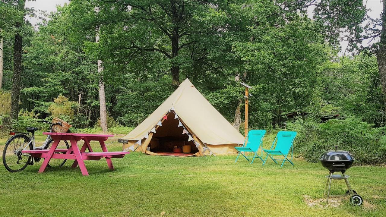 Camping Bois De St Hilaire Chalandray 외부 사진
