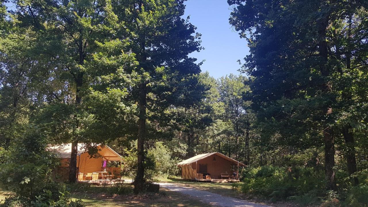 Camping Bois De St Hilaire Chalandray 외부 사진